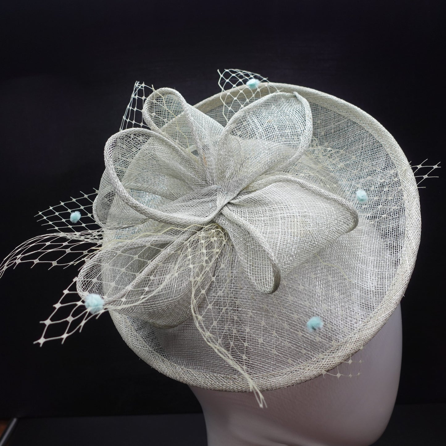 Pastel Green Ladies Occasions Races Weddings Fascinator Headband